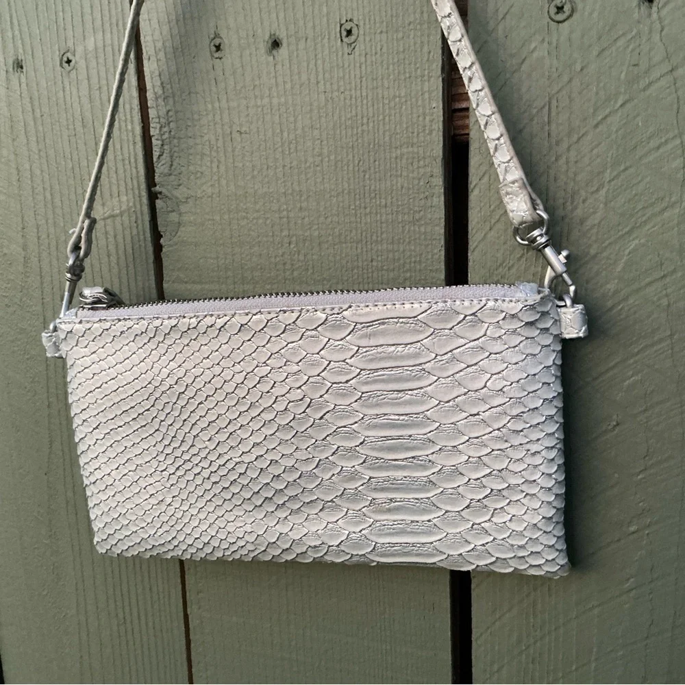Chic White Textured Clutch Wristlet